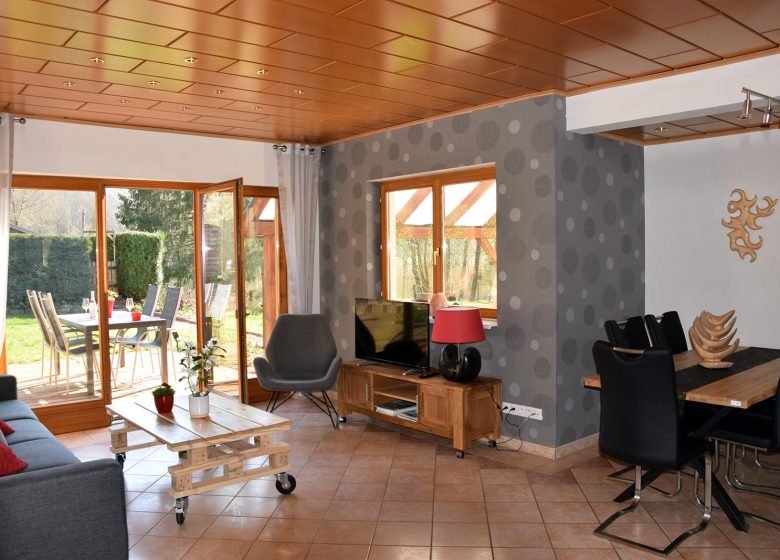 Meublé de M. et Mme Escoffres – L’ours vert