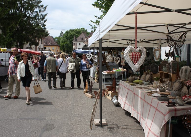 Volksfeste zu Pfingsten