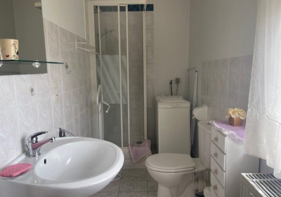 Meublé de Mme Atzenhoffer – Le jardin fleuri