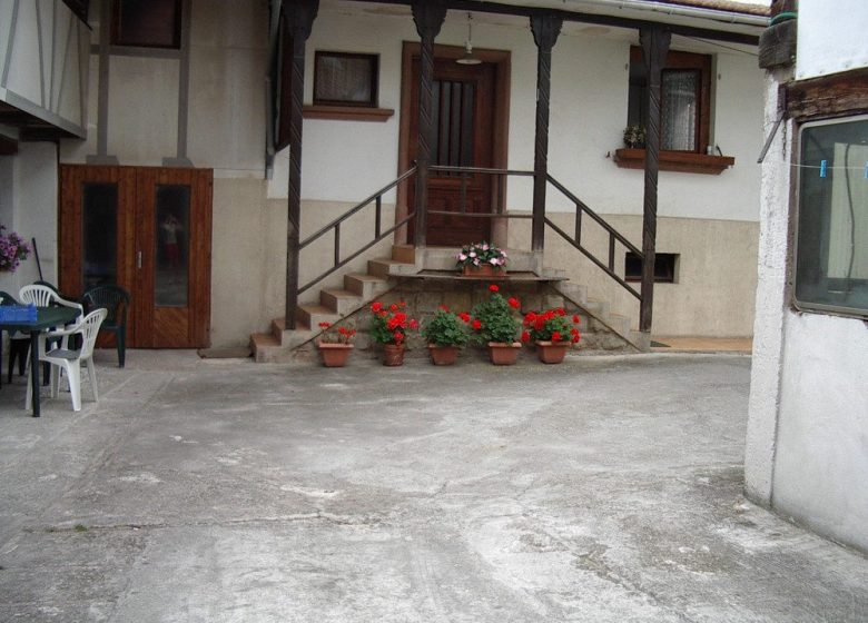 Meublé de M. Richard Rosenfelder 4