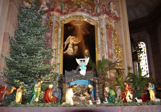 Sentier des crèches : Église Saint-Michel