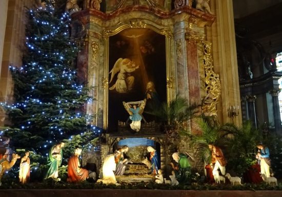 Sentier des crèches : Église Saint-Michel