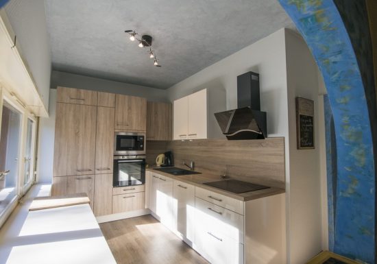 Meublé La Maison Rouge, entre végétal et minéral