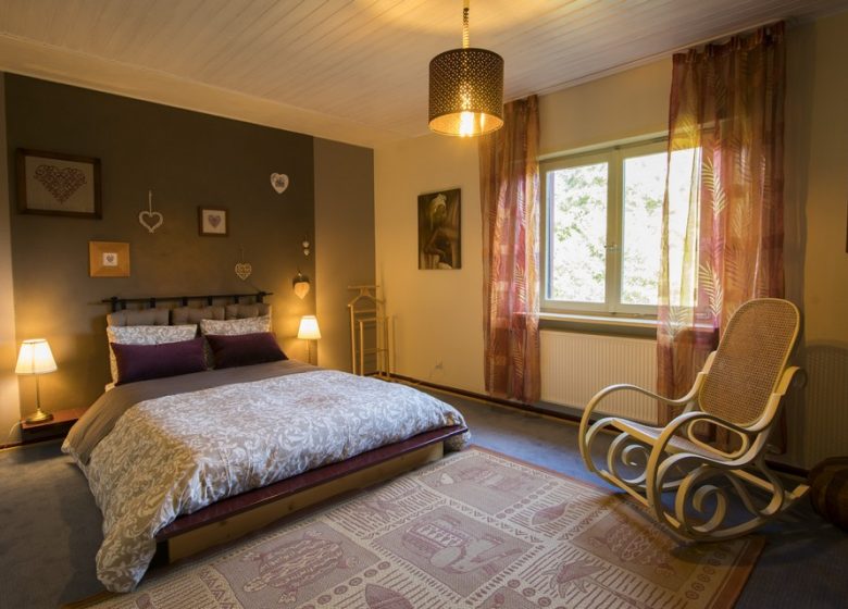 Meublé La Maison Rouge, entre végétal et minéral