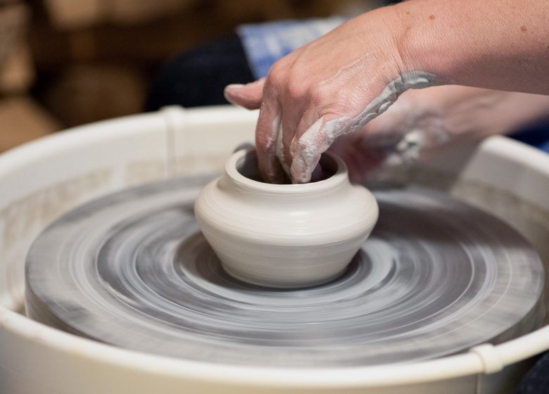 Poterie au colombin