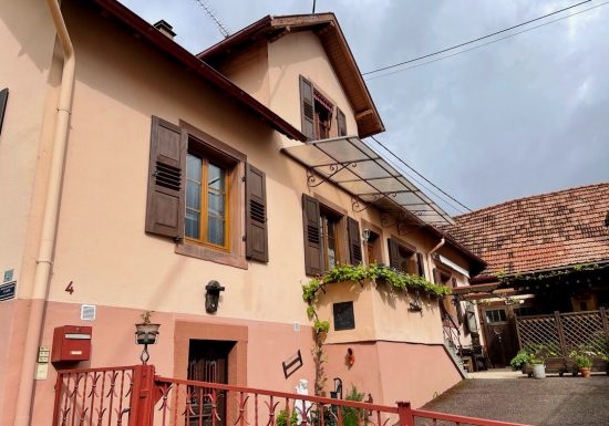 Meublé de M. Reiss – Marie