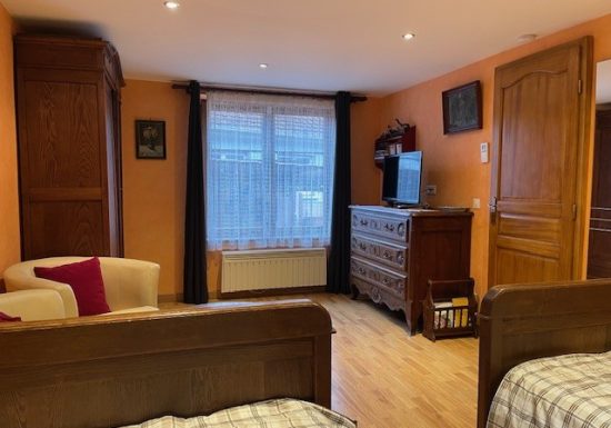 Meublé de M. Reiss – Marie