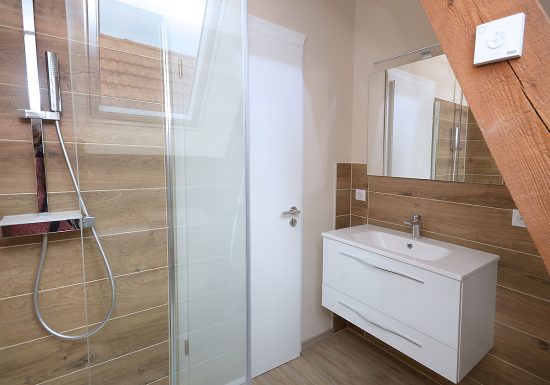 Meublé Maison 1775 – Remise 68