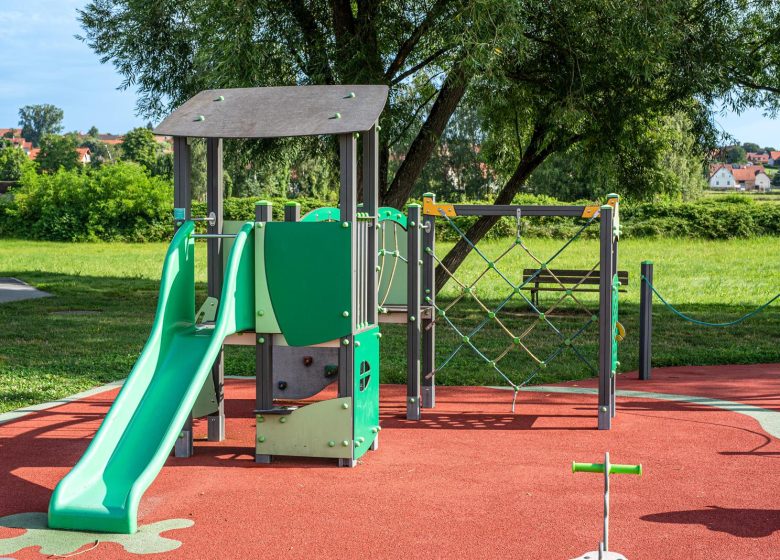 Aire de jeux – rue du Stade