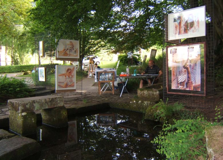 Artistes-peintres et touristes se rencontrent
