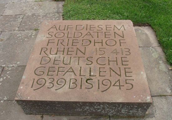 Cimetière militaire allemand 1939/1945 – Exposition Destins de Guerre